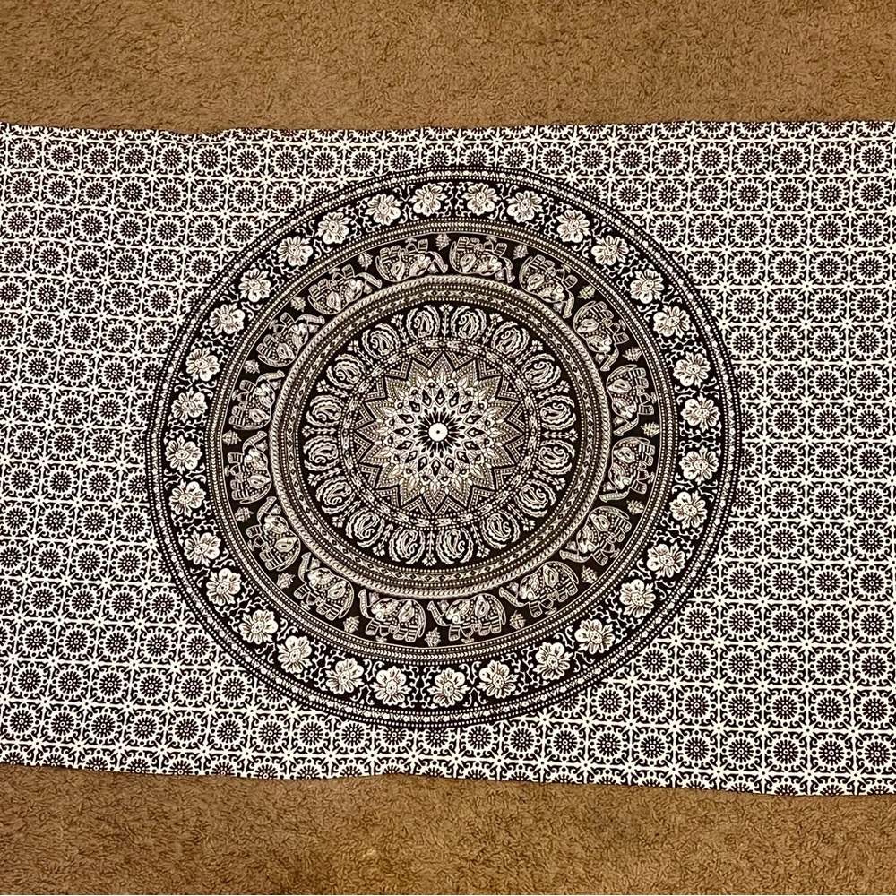 Black and White Mandala Wall Tapestry 46x30